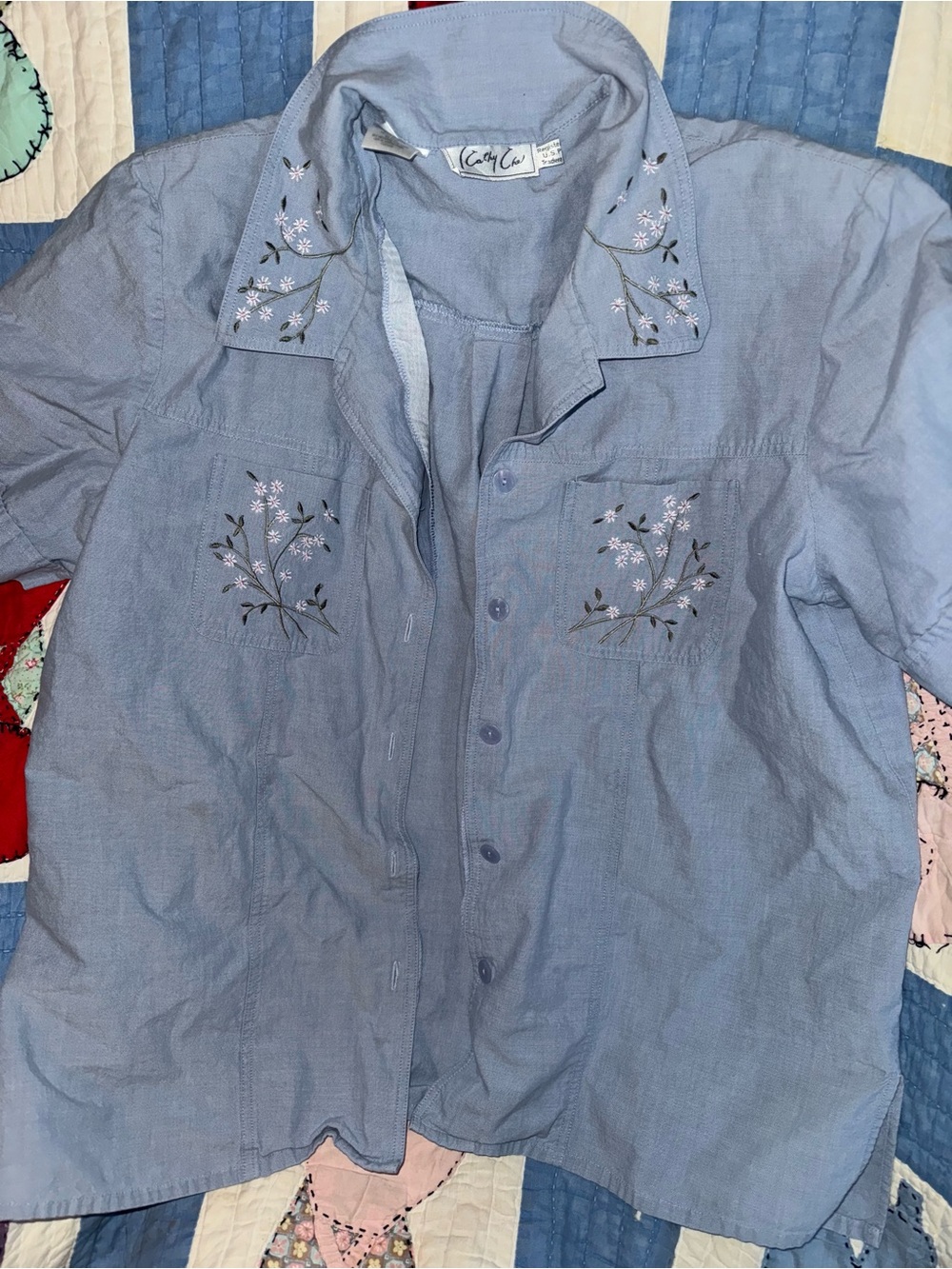 Vintage Kathy Che floral embroidered button up shirt-size 16